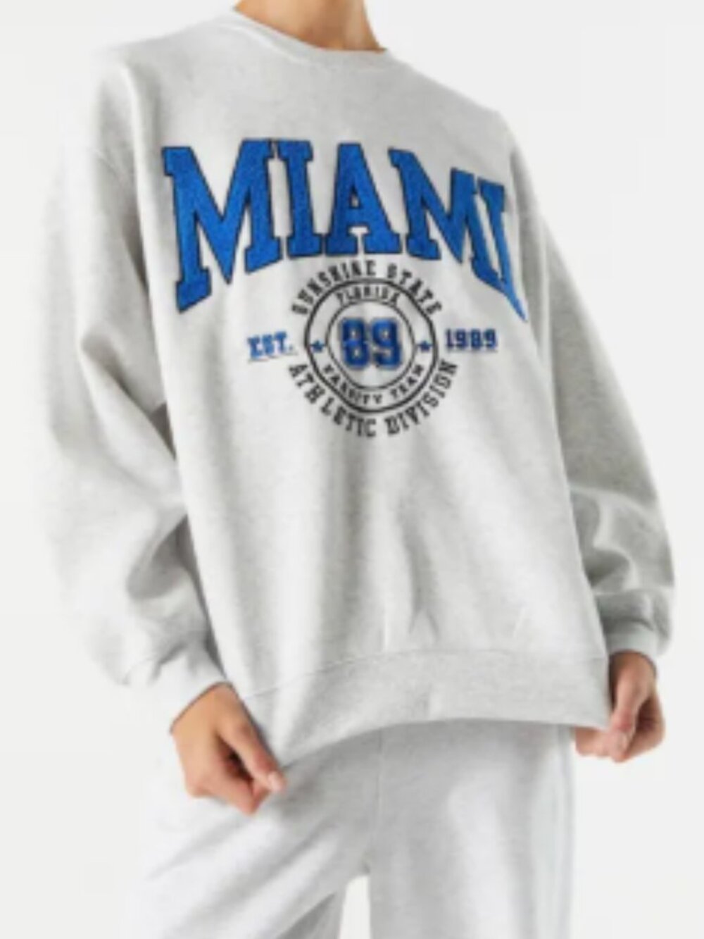 Refuge Oversized Graphic Pullover Crewneck Sweater - Large in Gray/Blue
